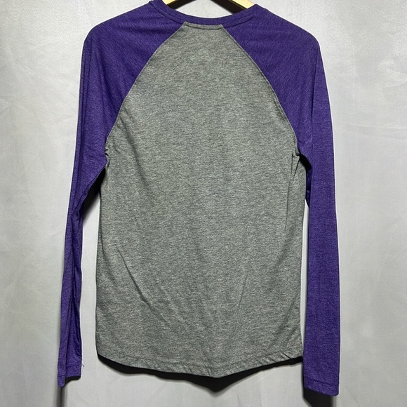 MN Vikings fanatics shirt - Picture 2 of 5